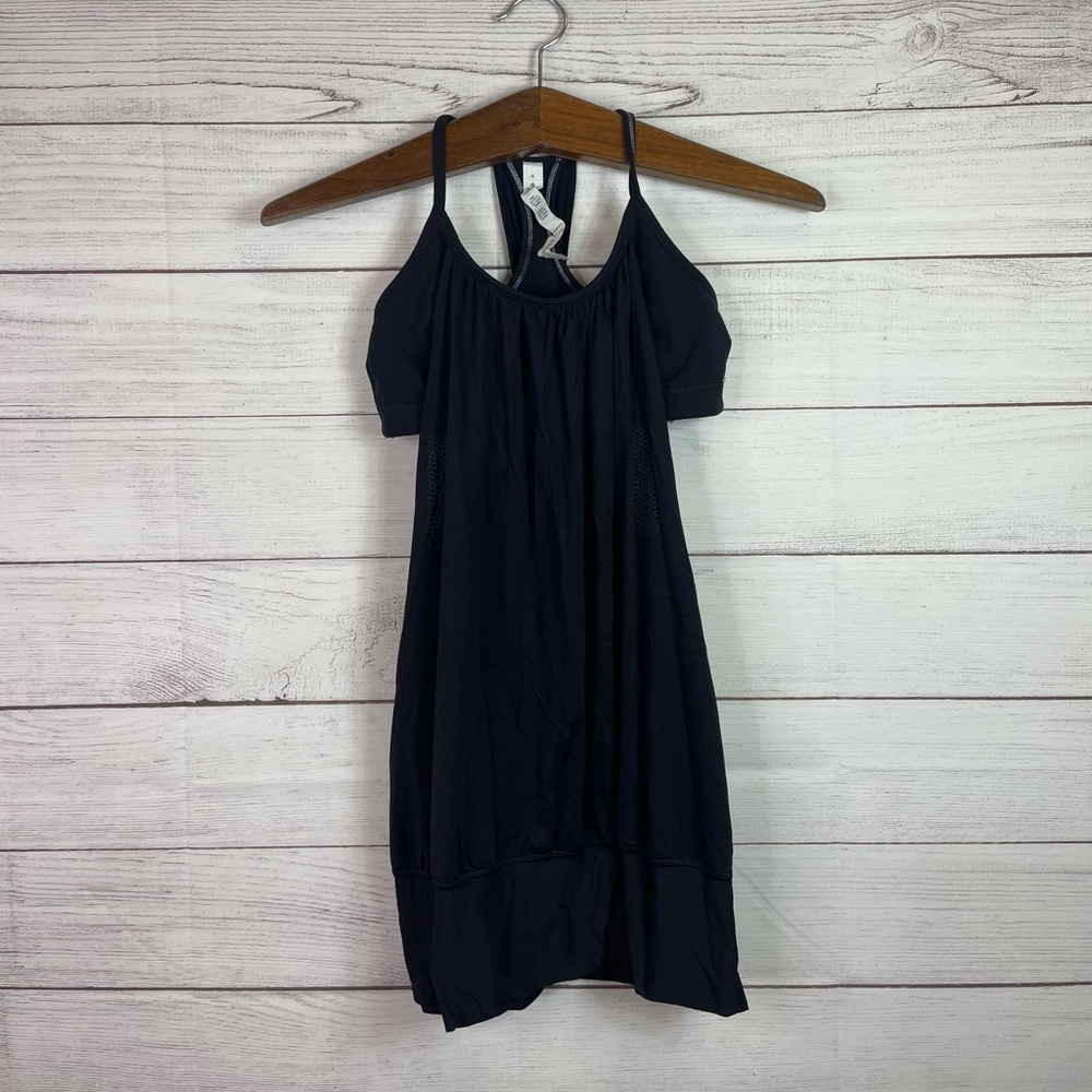 Women’s Lululemon No Limits Tank Top